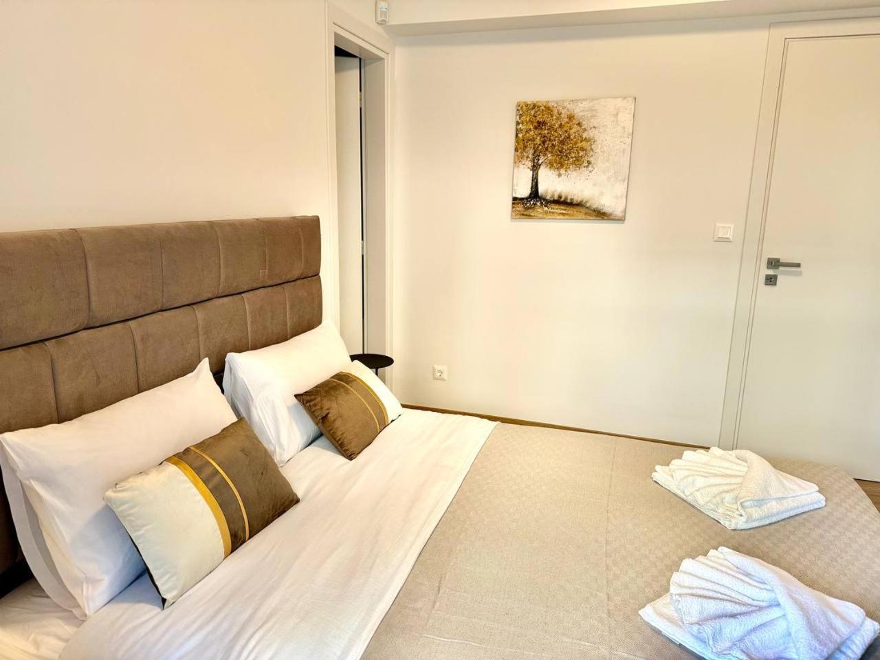 Lux Residence Ampelokipi Athén Kültér fotó